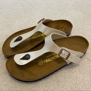 White Birkenstock Gizeh